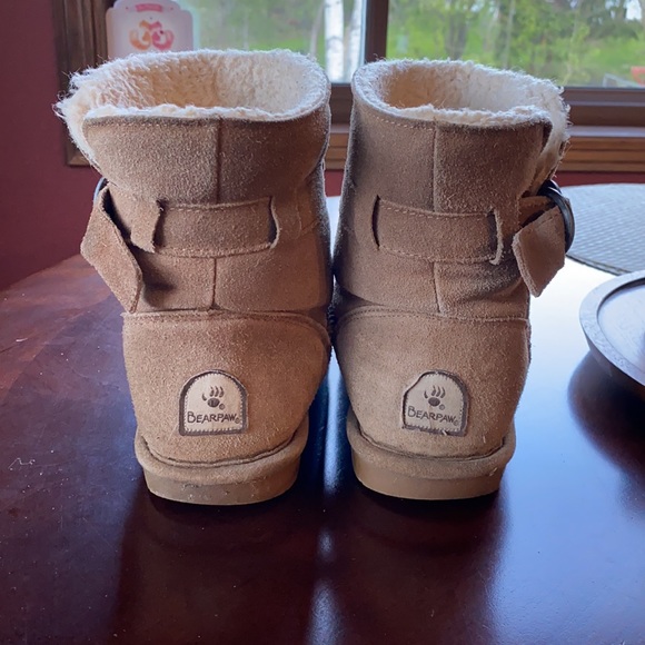 Bearpaw Booties - Picture 2 of 4